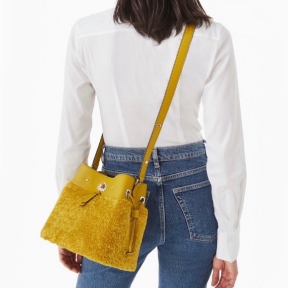 ♠️NWT Kate Spade New York Marti Faux Fur Small Bucket Bag Citron Sapphire - Picture 2 of 16